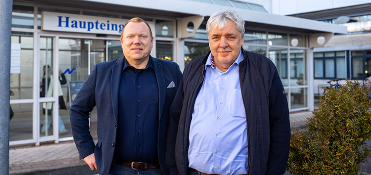 Die Leitung des Verpflegungsdienstleisters Aramark Health & Care freut sich über die neuen Catering-Aufträge im Krankenhaus Nordwest und im Hospital zum Heiligen Geist in Frankfurt am Main: Martin Kaib, District Manager Health & Care (l.), und Christian Koch, Regionalleiter Health & Care. Foto: Aramark